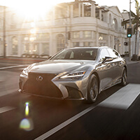 Lexus LS